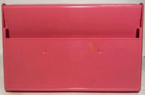 Fully pink box (recycled plastic)