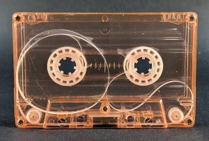 Красные прозрачные