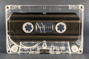 Прозрачные с чёрным лайнером